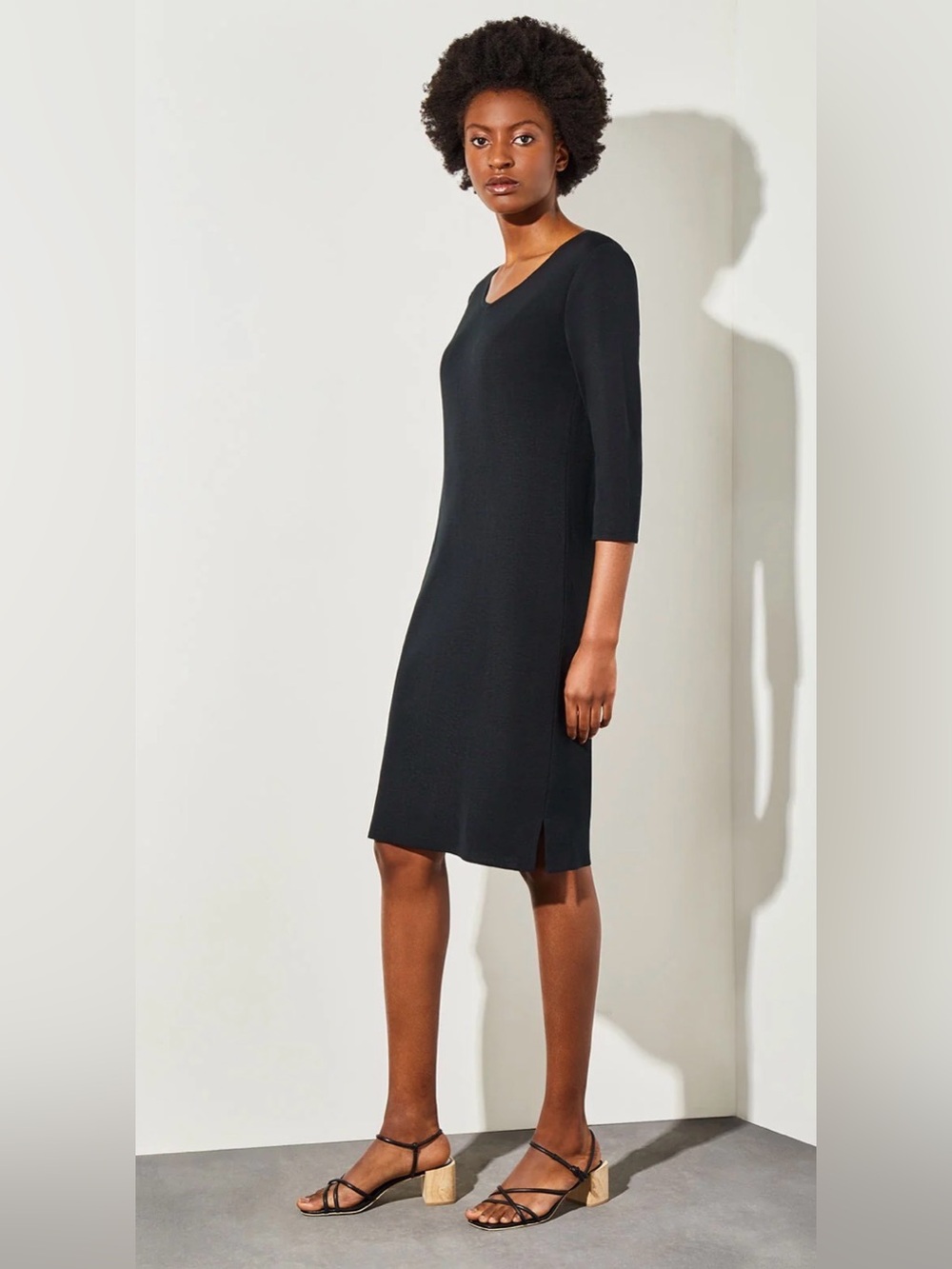🖤Ming Wang Classic Black V-Neck Midi Dress🖤